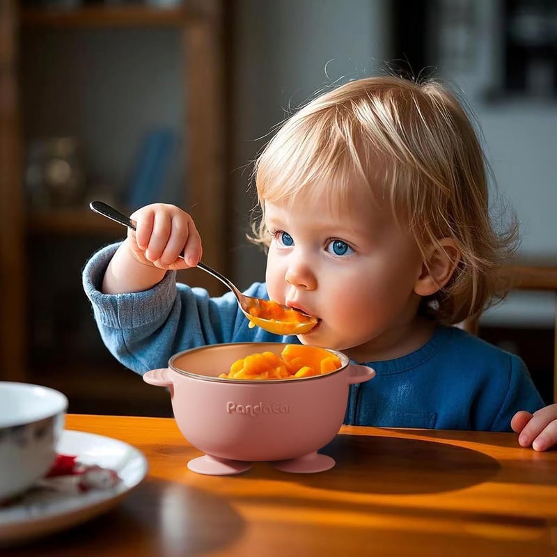 PandaEar طقم 2 وعاء من الفولاذ المقاوم للصدأ مع شفط للأطفال و4 قطع من أدوات الطعام السيليكونية، أطباق طعام غير قابلة للانزلاق للأطفال مع غلاف سيليكون ومجموعة ملعقة وشوكة مضادة للاختناق لتغذية الأطفال - Image 2